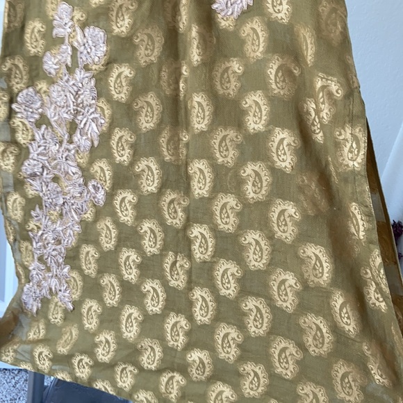 Brand new 3 Piece Customized Pret wear - Picture 2 of 8